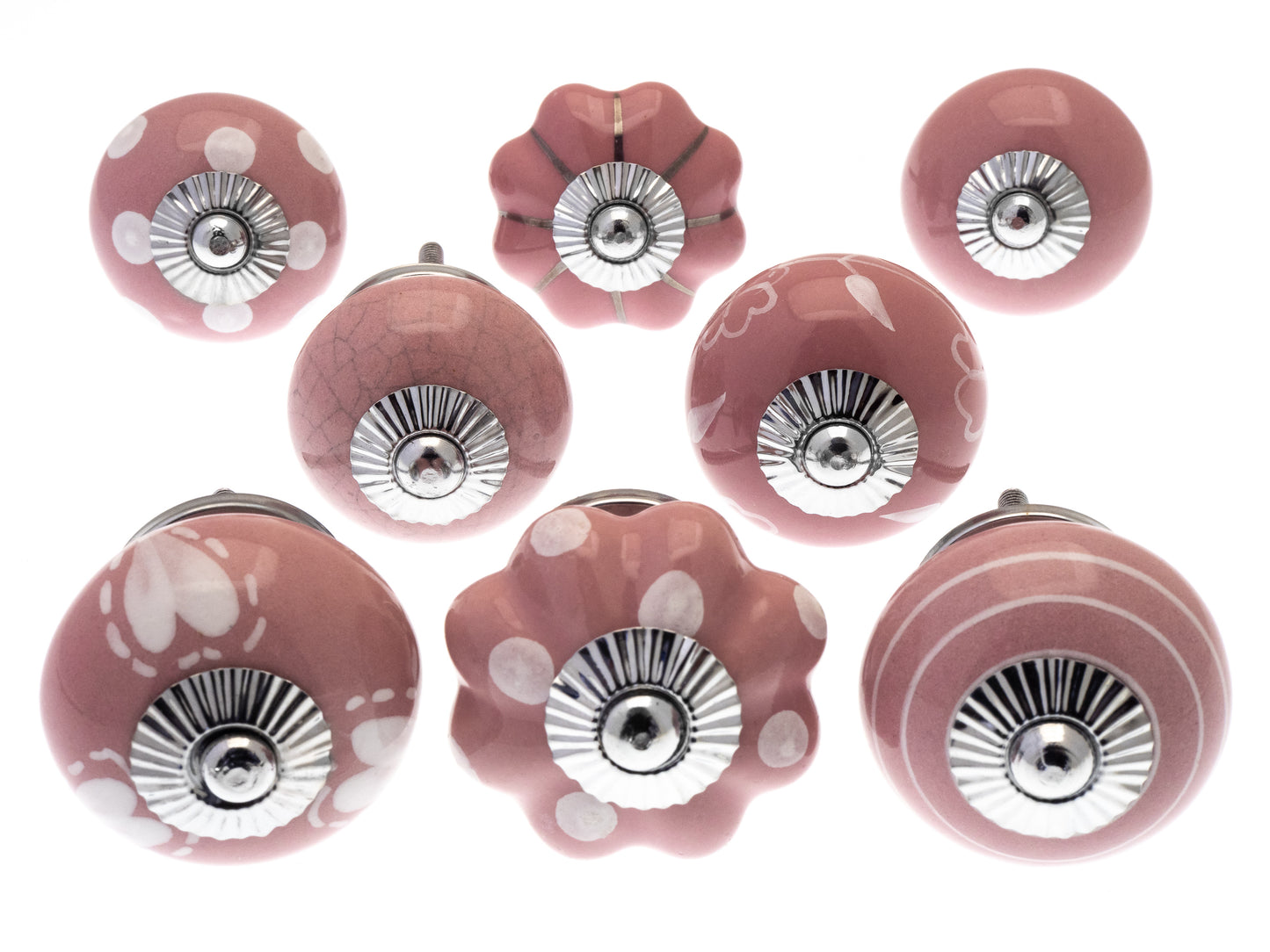 Boutons en céramique roses et blancs en cœurs peints, taches, rayures et feuilles