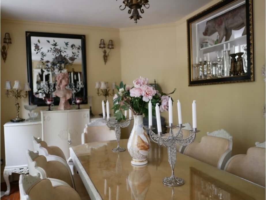 Elegant and chic decor